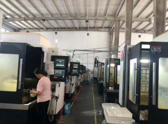 Lianyungang Shengfan Quartz Product Co., Ltd производственная линия завода