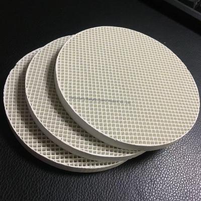 Промышленная керамическая алюминиевая плита с плотностью отверстий 99% Al2O3 Alumina Ceramic Custom Polishing